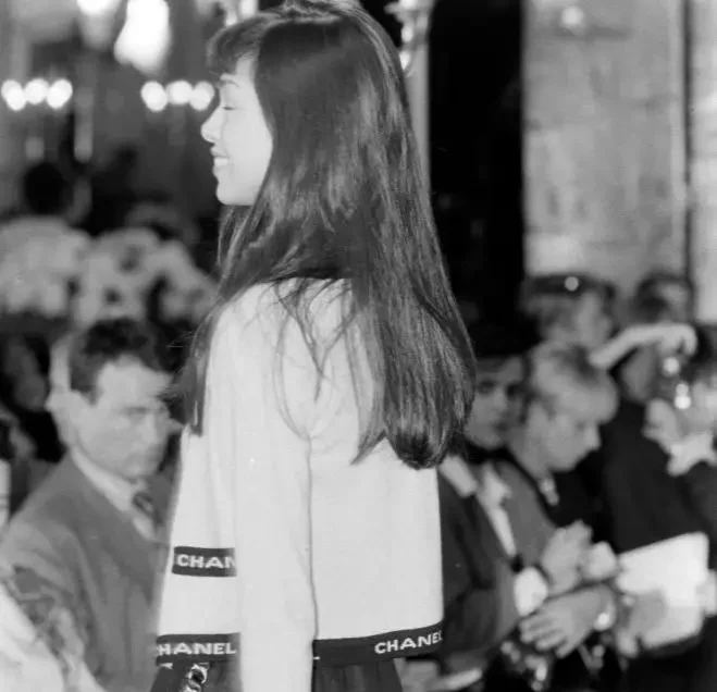 Ensemble cardigan Chanel Croisière 1995 – Image 4