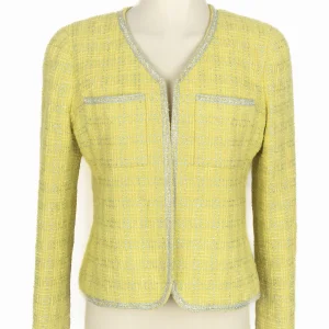 Veste en tweed jaune Chanel