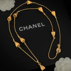 Collier Chanel 1983