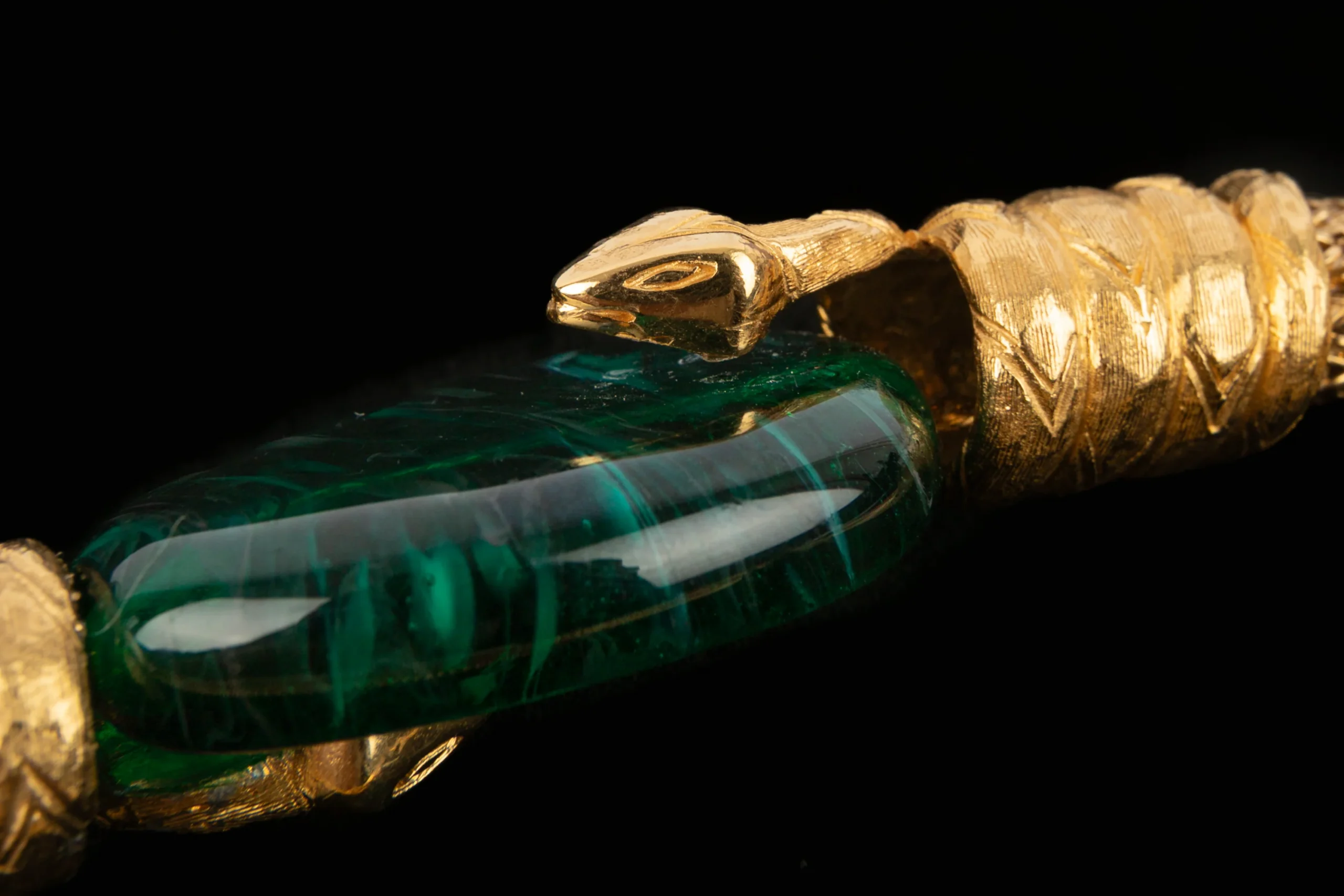 Collier ancien Chanel par Goossens – Image 6