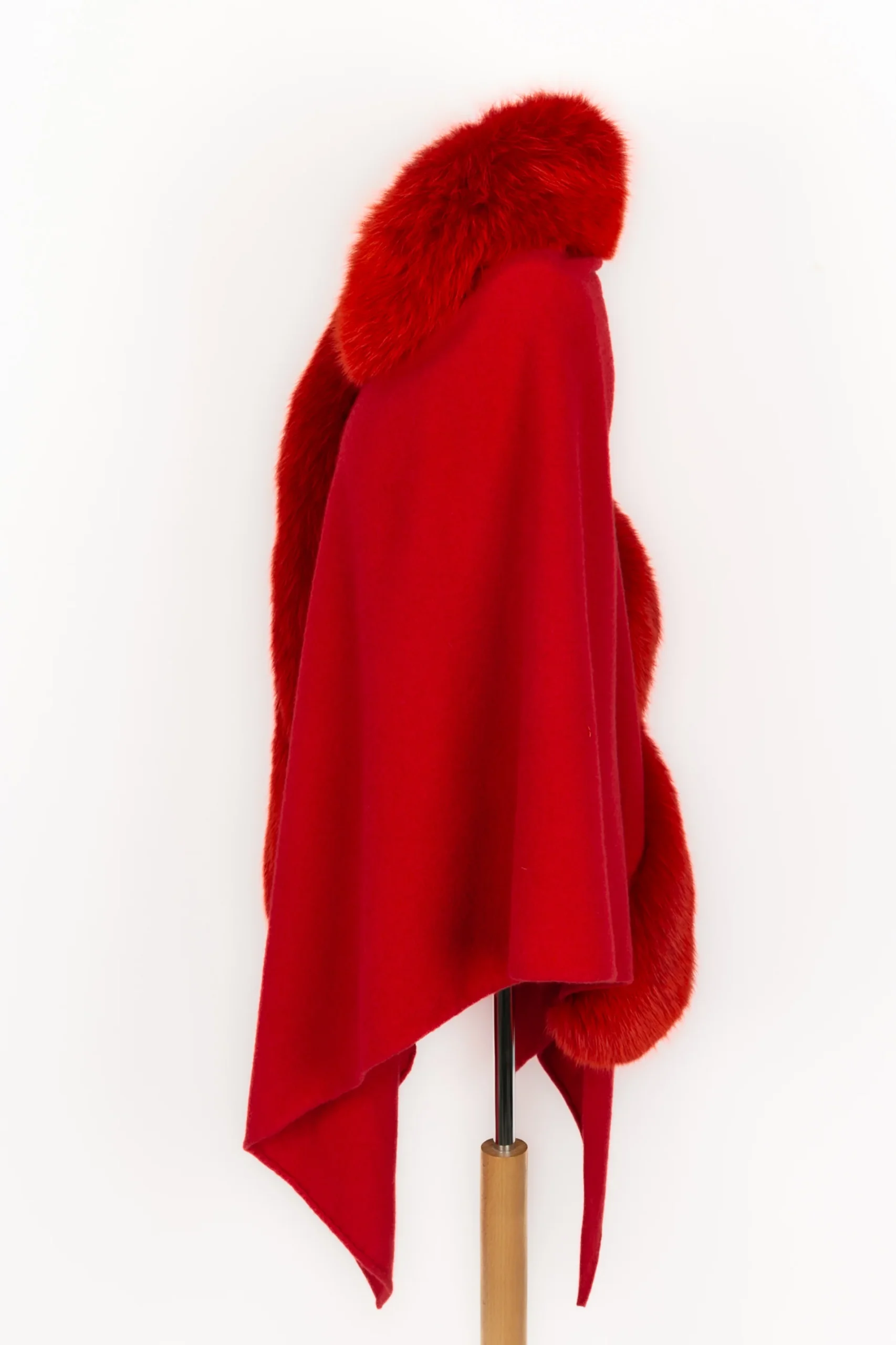 Cape châle Christian Dior – Image 5