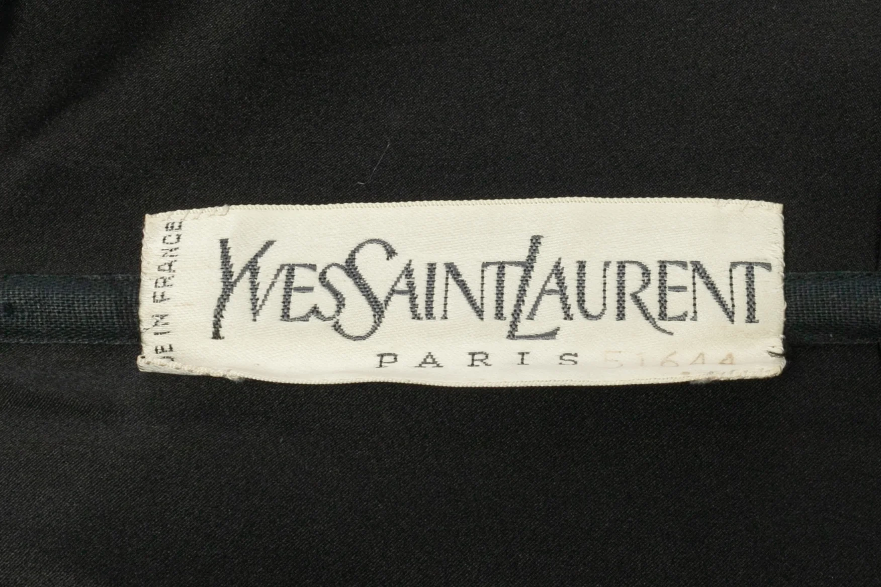 Robe en guipue Yves Saint Laurent Haute Couture – Image 9