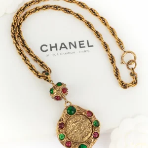 Collier pendentif Chanel 1990's