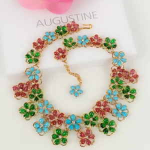 Collier plastron Augustine