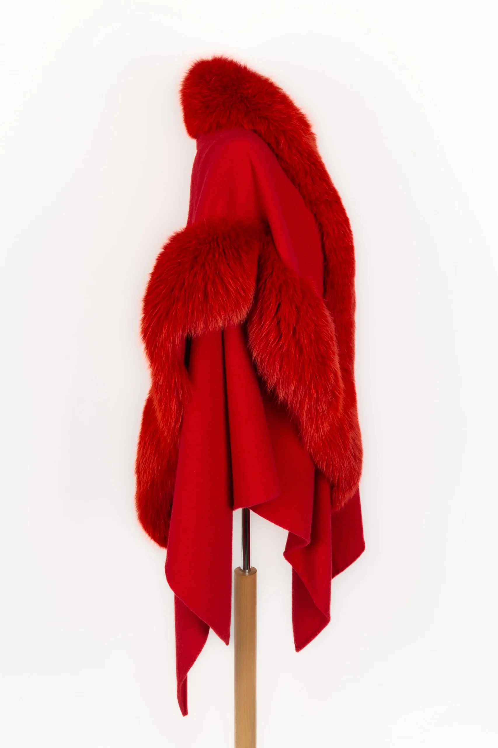 Cape châle Christian Dior – Image 3