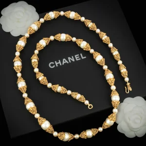 Collier Chanel Hiver 1994