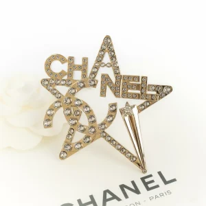 Broche Chanel 2021