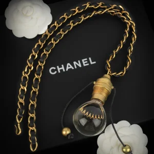 Collier "Ampoule" Chanel Eté 1994