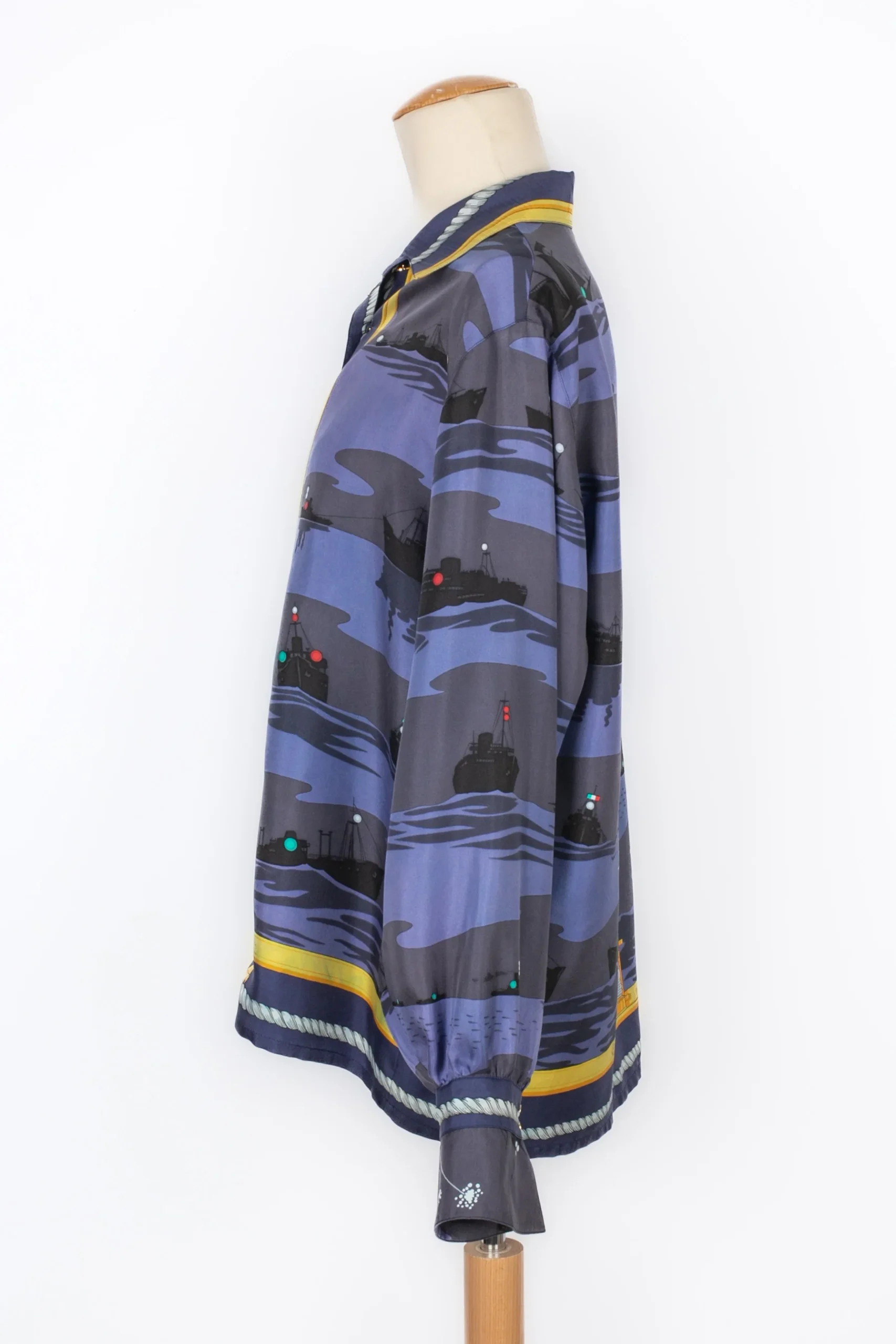 Chemise en soie Hermès – Image 3