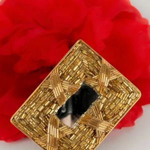 Broche dorée Lesage