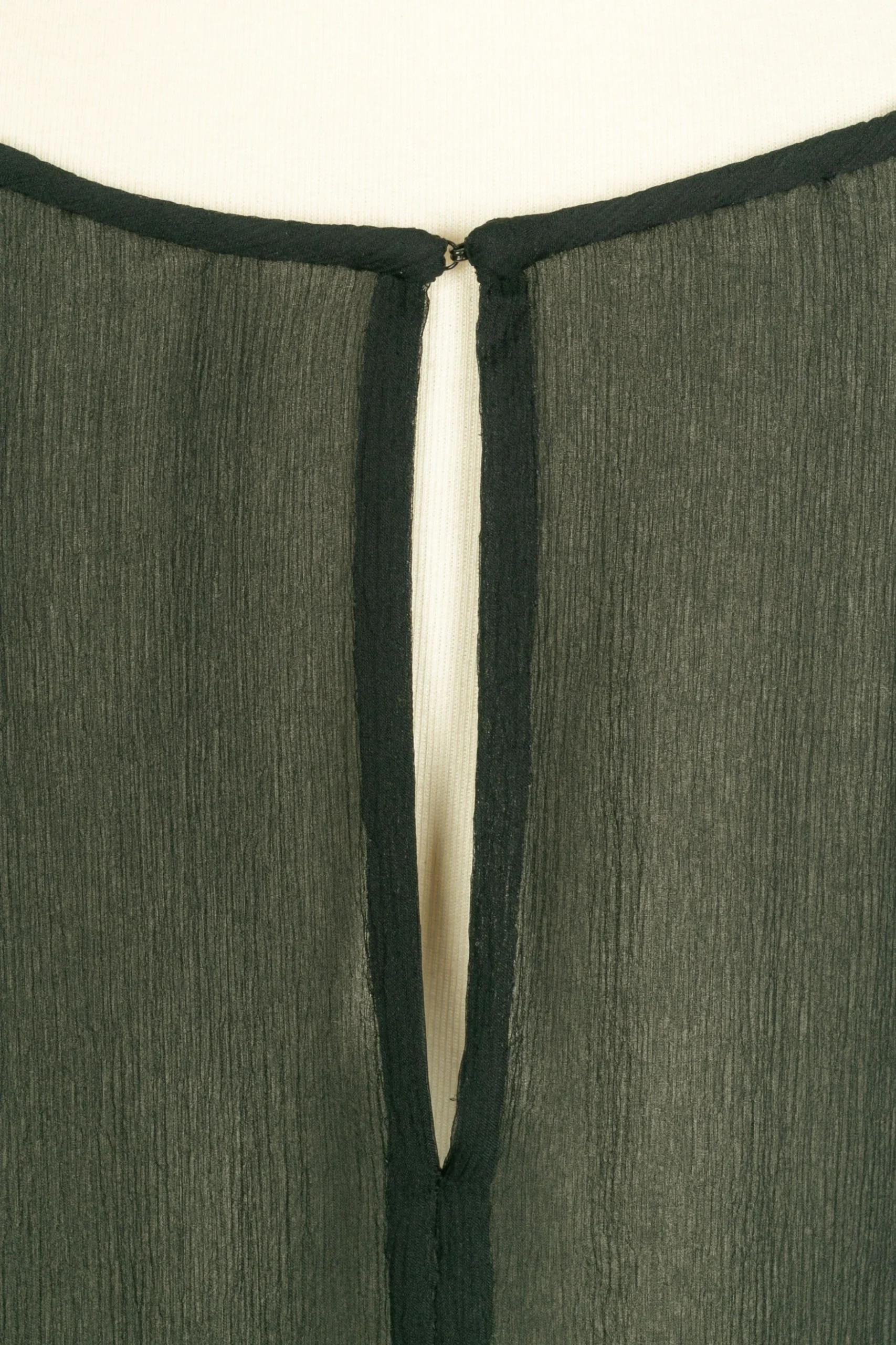 Robe en soie vintage – Image 7