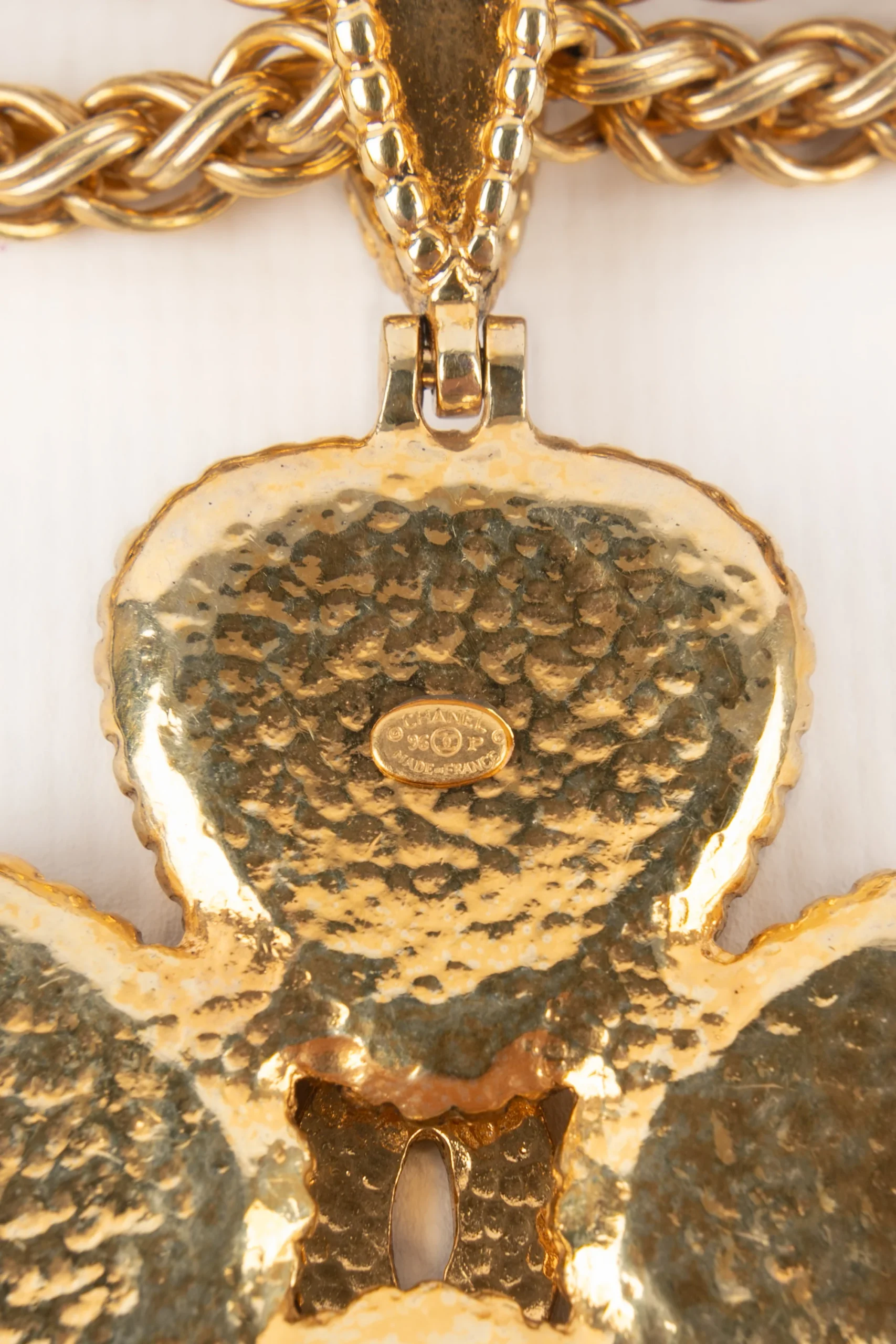 Collier croix Chanel 1996 – Image 8