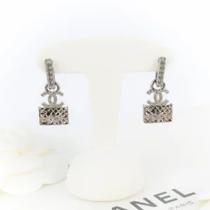 Boucles d'oreilles "flacon de parfum" Chanel 2023
