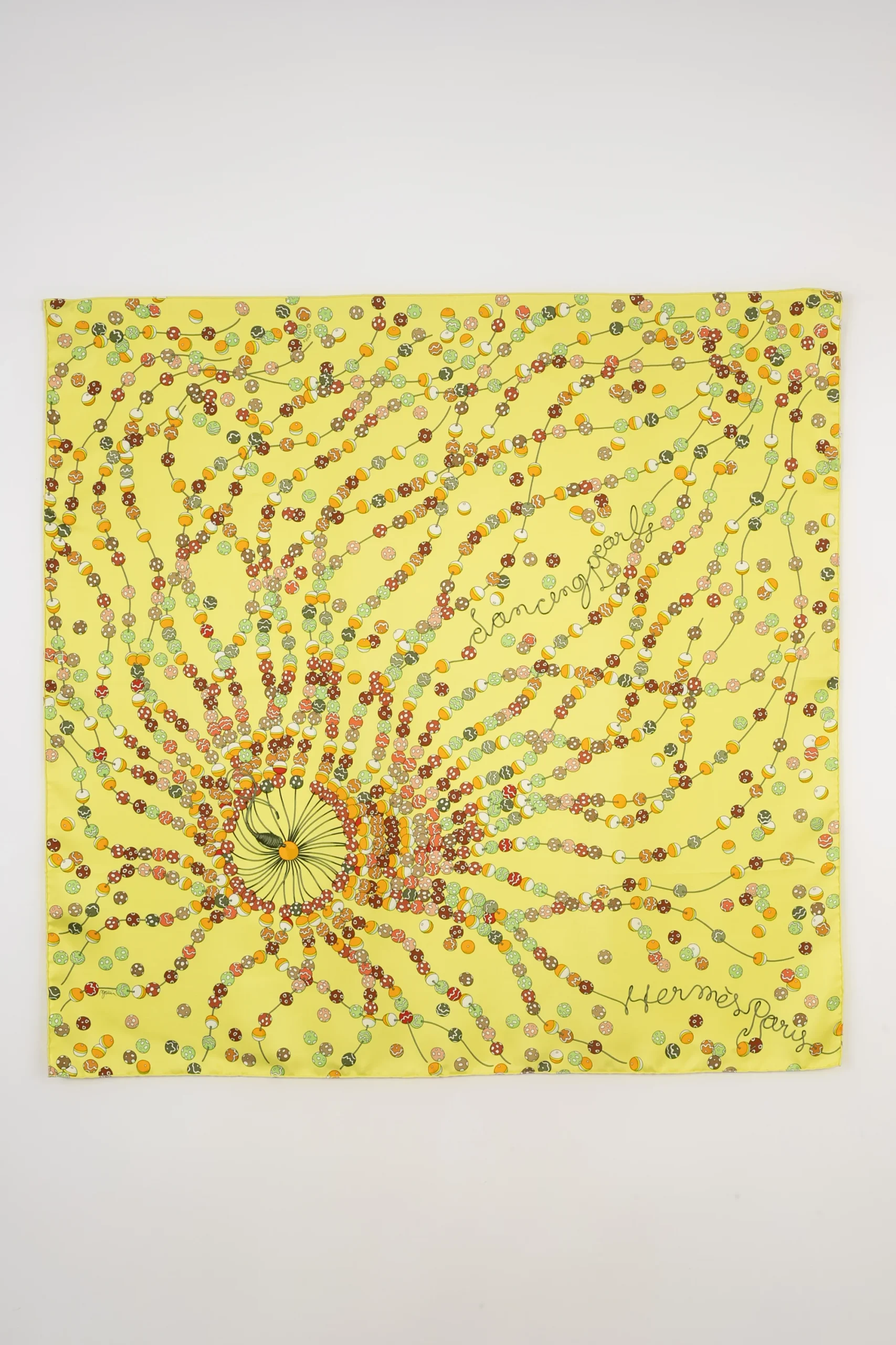 Foulard / carré "Dancing Pearls" Hermès – Image 3