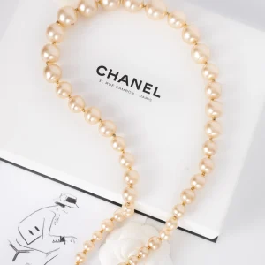 Collier Chanel 1990s