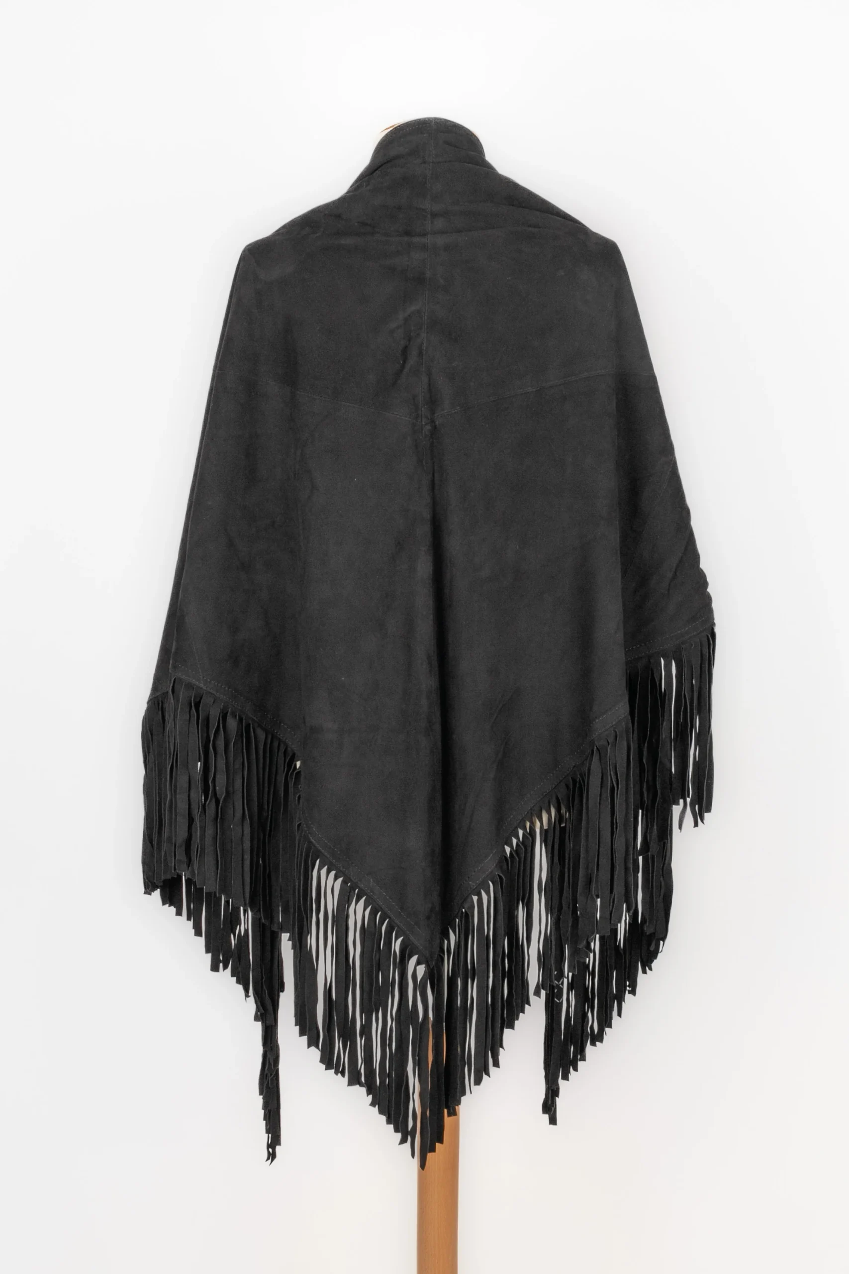 Cape en cuir Christian Lacroix – Image 4