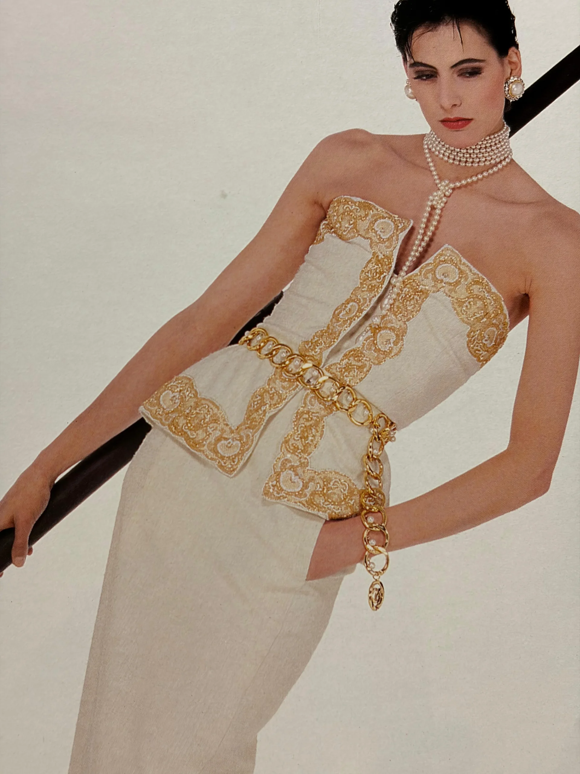 Collier court Chanel Printemps 1986 – Image 4