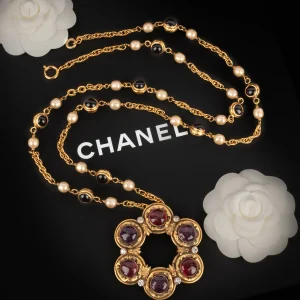 Collier Chanel 1984