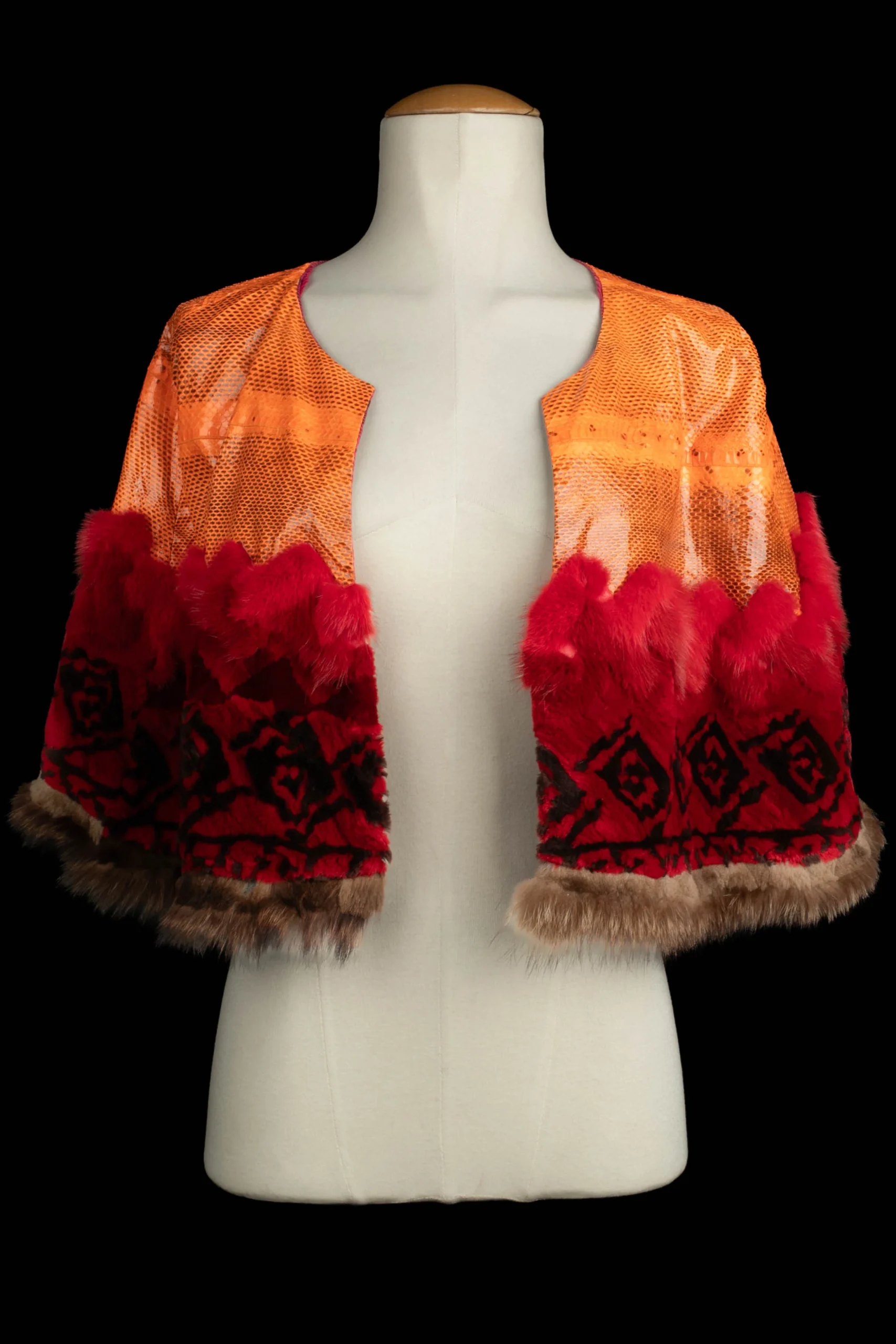 Cape Christian Lacroix 2000's – Image 2