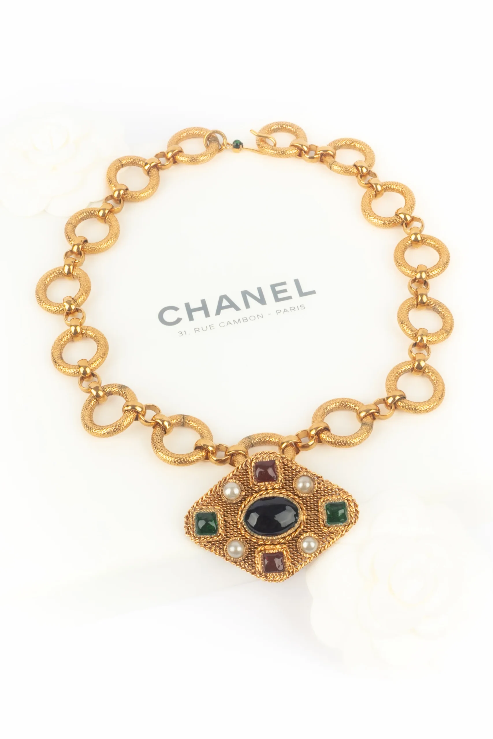 Collier pendentif Chanel 1994