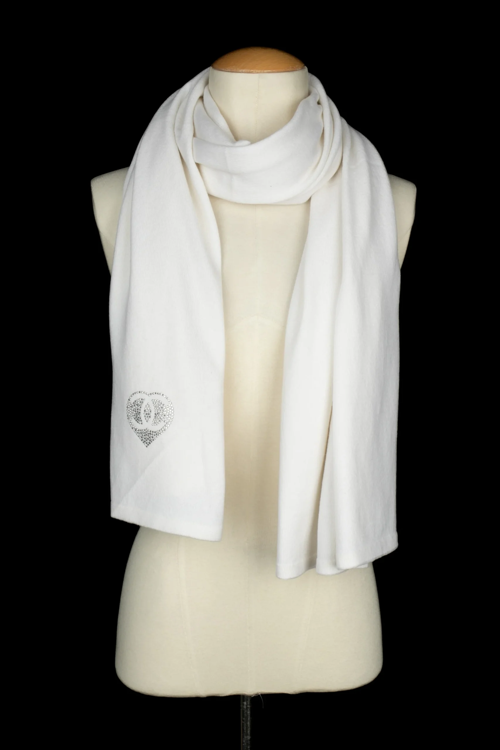 Ensemble d'hiver en cachemire Chanel 2025 – Image 3