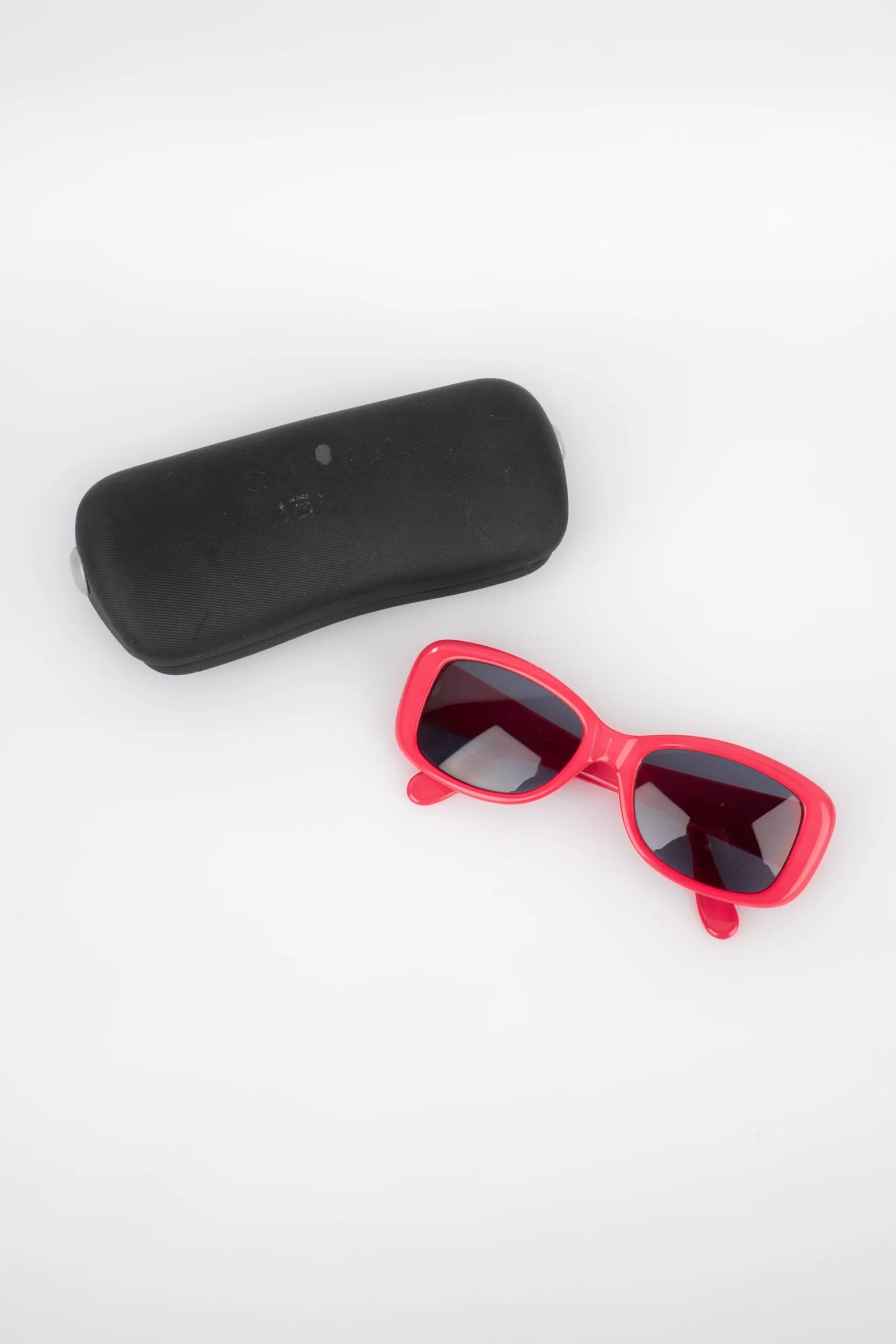 Lunettes de soleil roses Chanel – Image 4