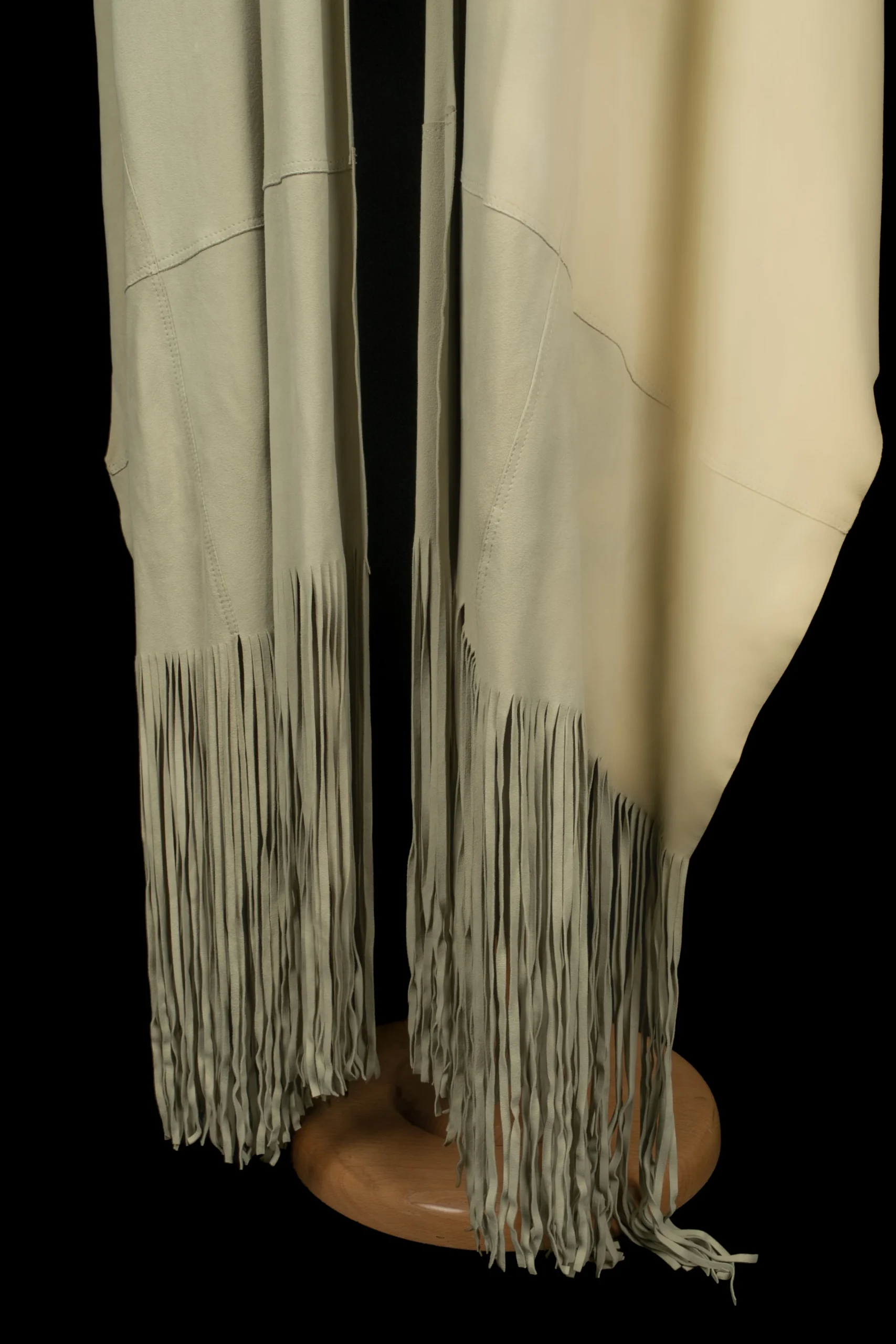 Cape en cuir Jean-Paul Gaultier – Image 7