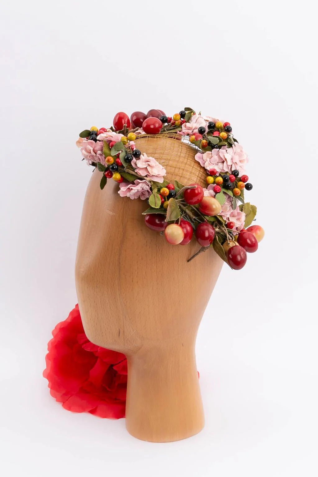 Bibi orné de fruits