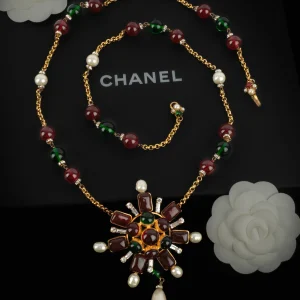 Collier pendentif Chanel Automne 1993