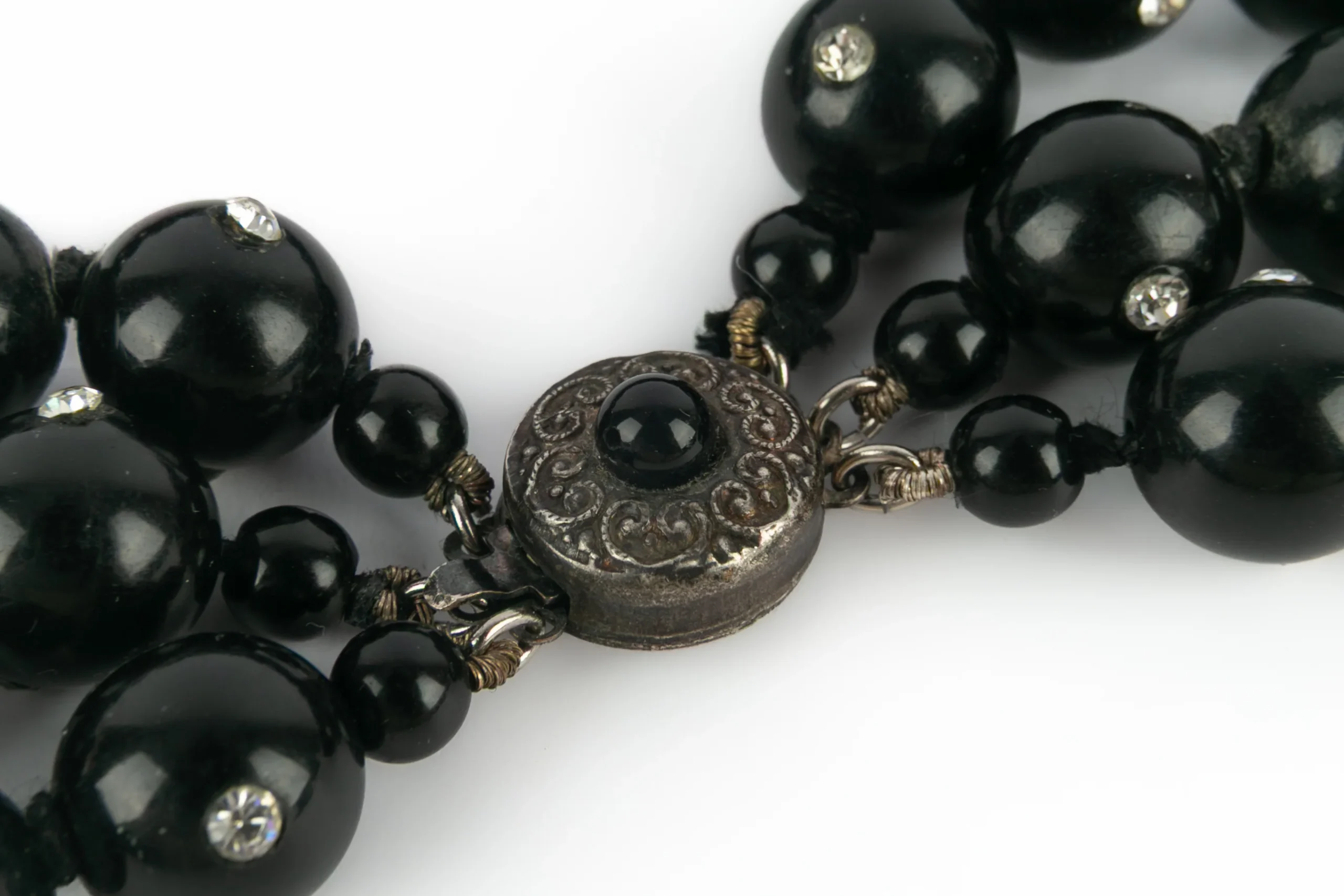 Collier de perles bakelite noire – Image 8