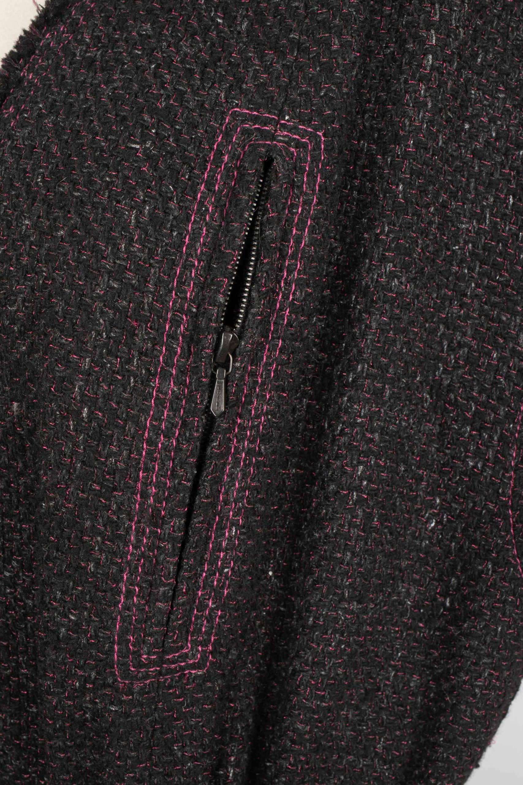 Robe en tweed Chanel – Image 8