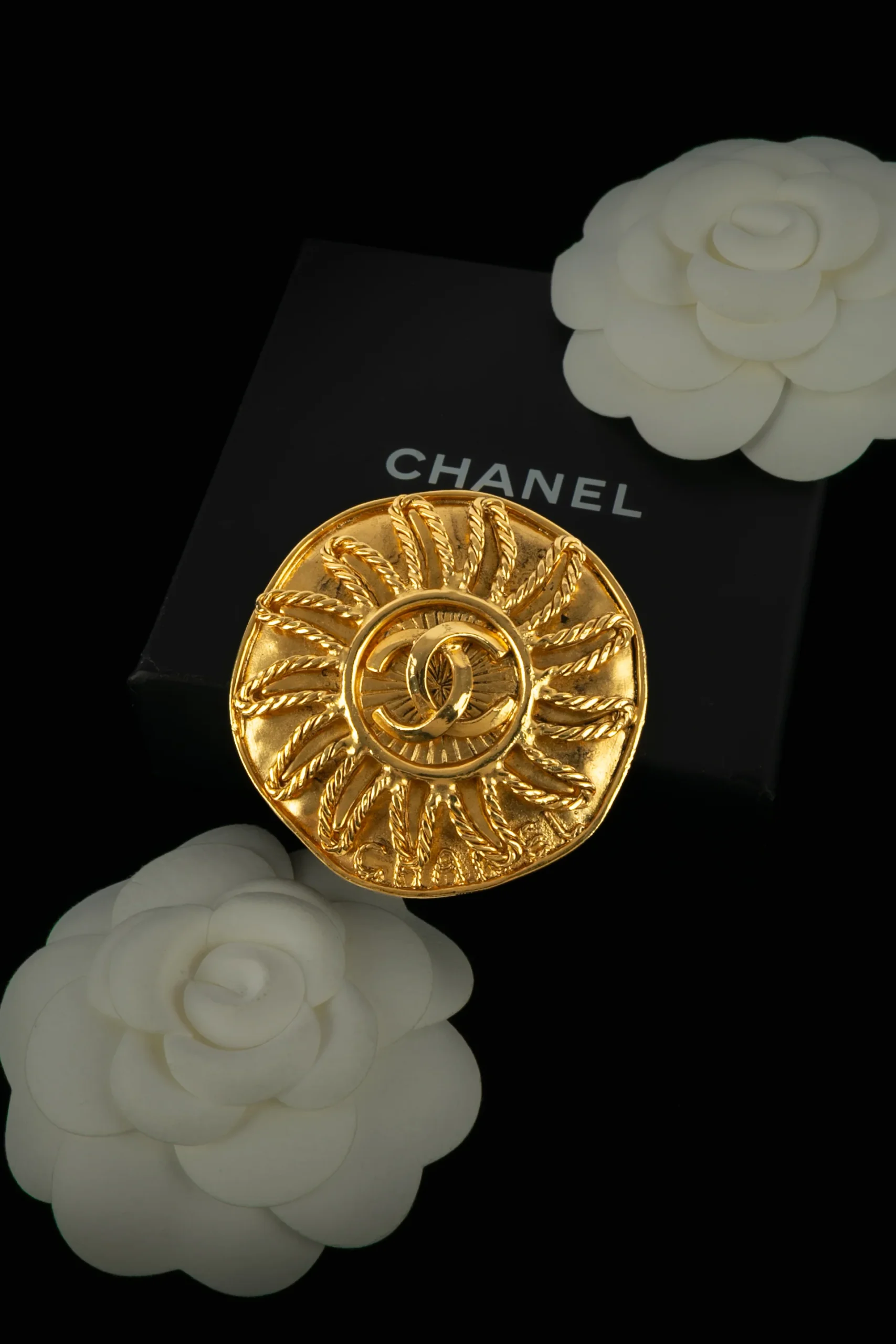 Broche Chanel Hiver 1994 – Image 2