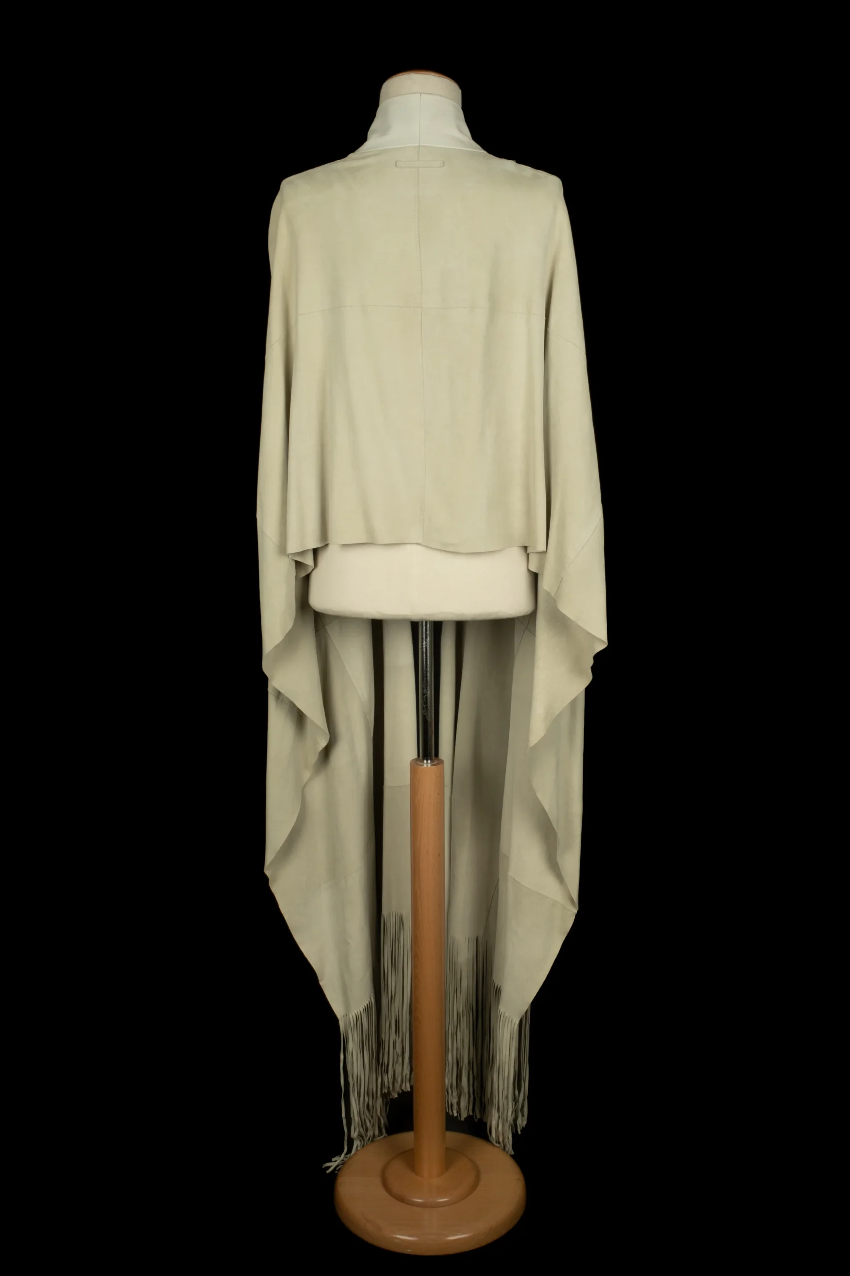 Cape en cuir Jean-Paul Gaultier – Image 4