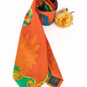 Cravate en soie Versace