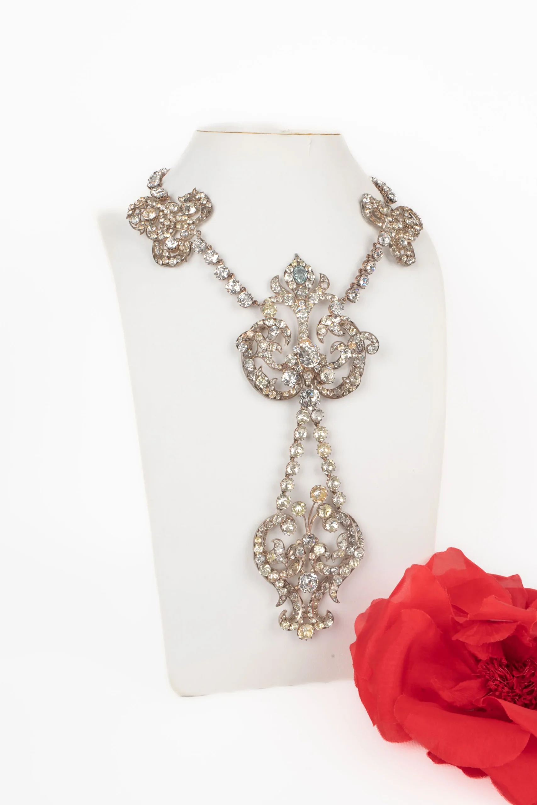 Collier strassé de théâtre – Image 2