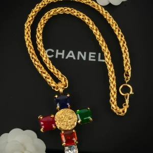 Collier croix Chanel 1993