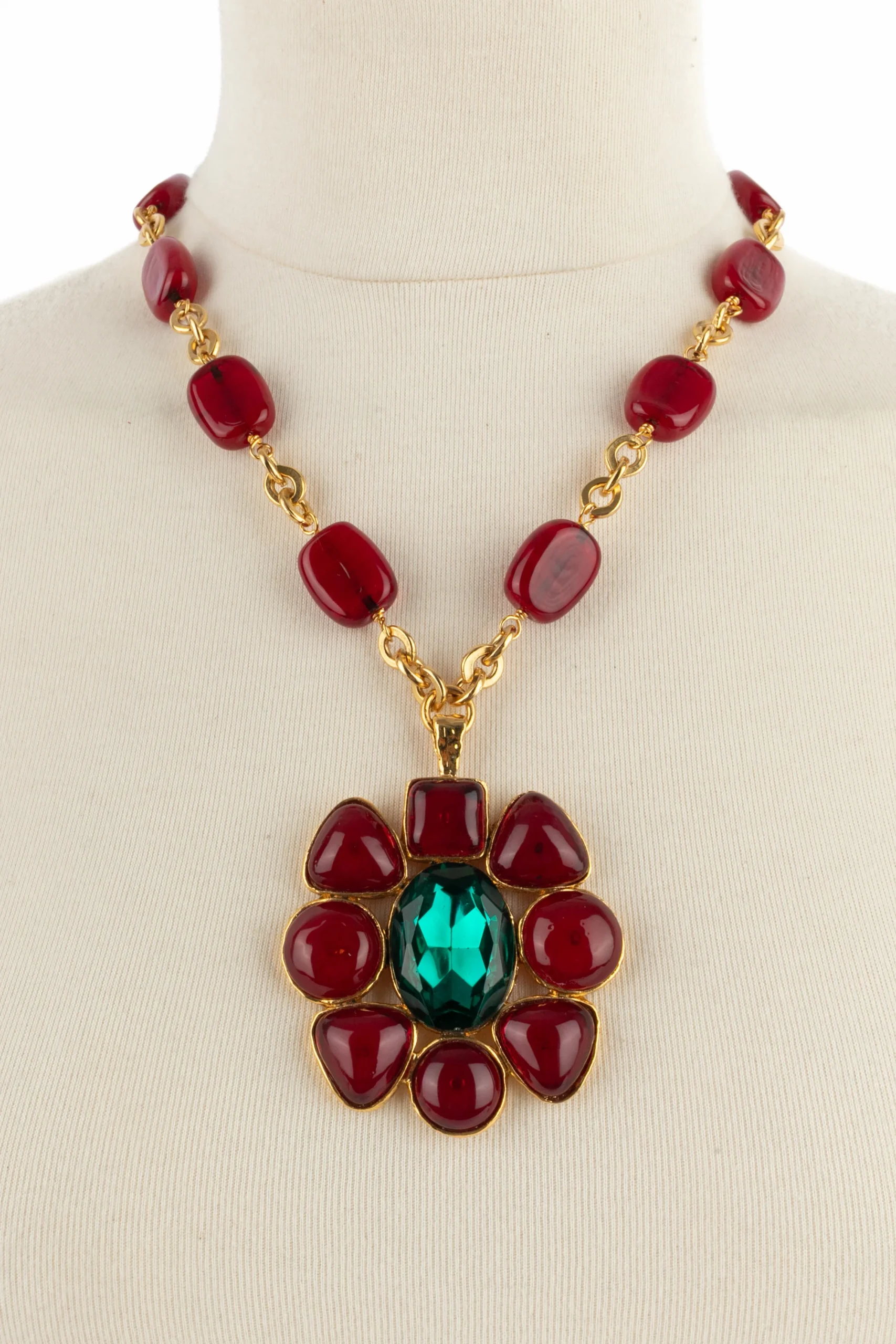 Collier pendentif Chanel 1990's – Image 4