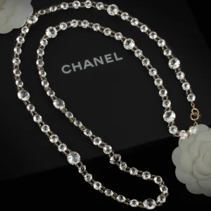 Collier Chanel ancien 1930's