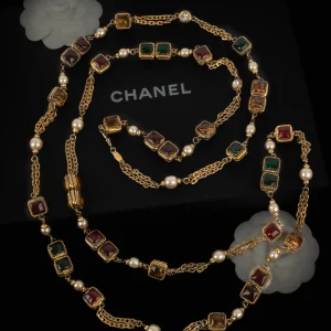 Collier Chanel 1983