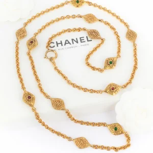 Collier doré Chanel 1985's