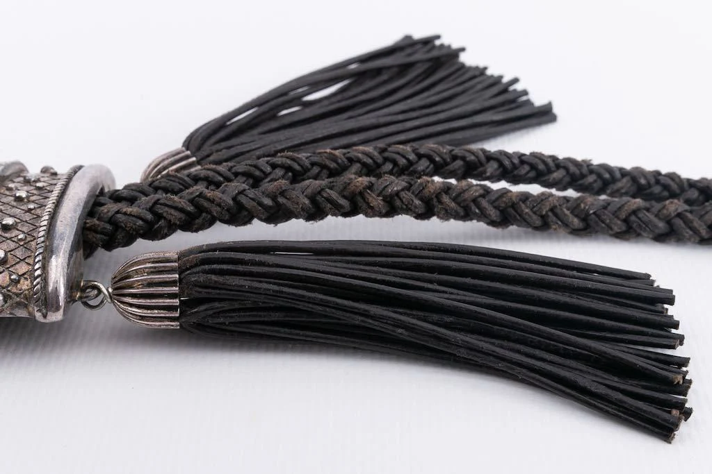 Collier en cuir Dior – Image 9