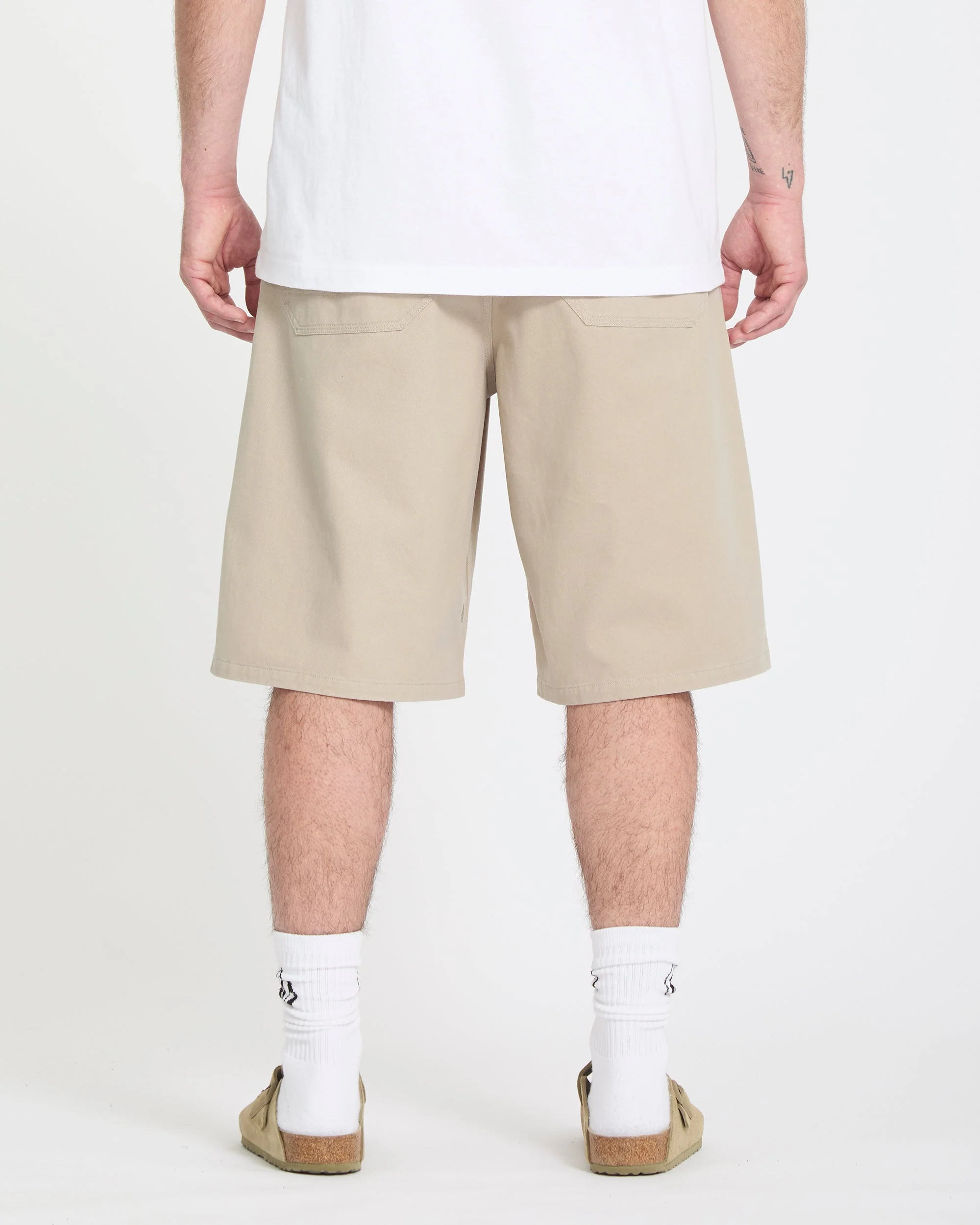 Short Chillow Pleat 24" chino - Light Khaki – Image 3