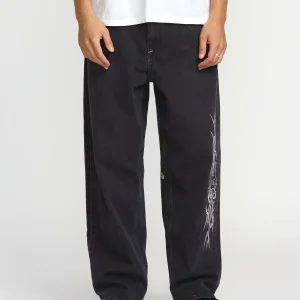 Jean Volcom Ent Tisakorean - Fade To Black