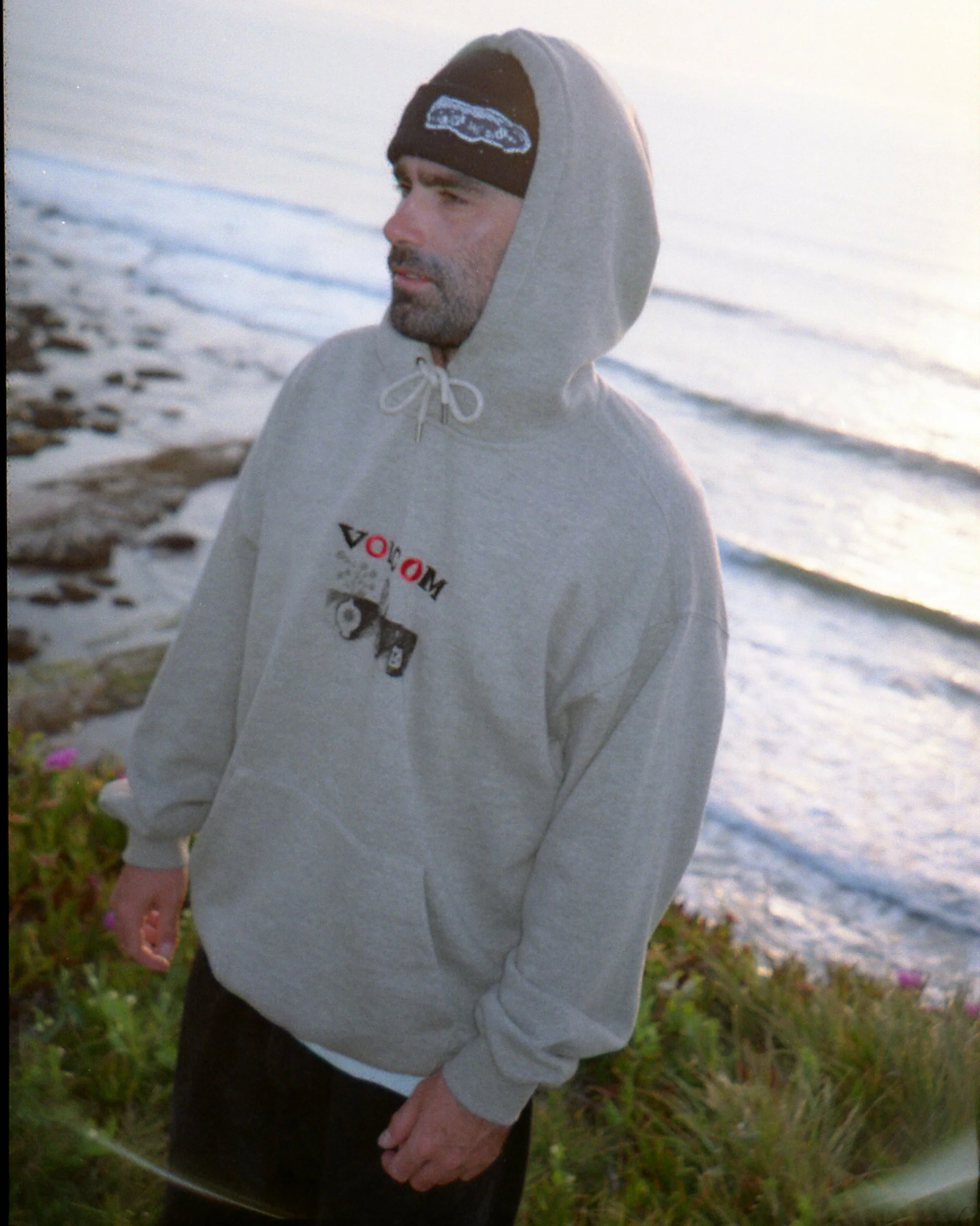 Sweat à capuche Seth Conboy - Heather Grey – Image 5