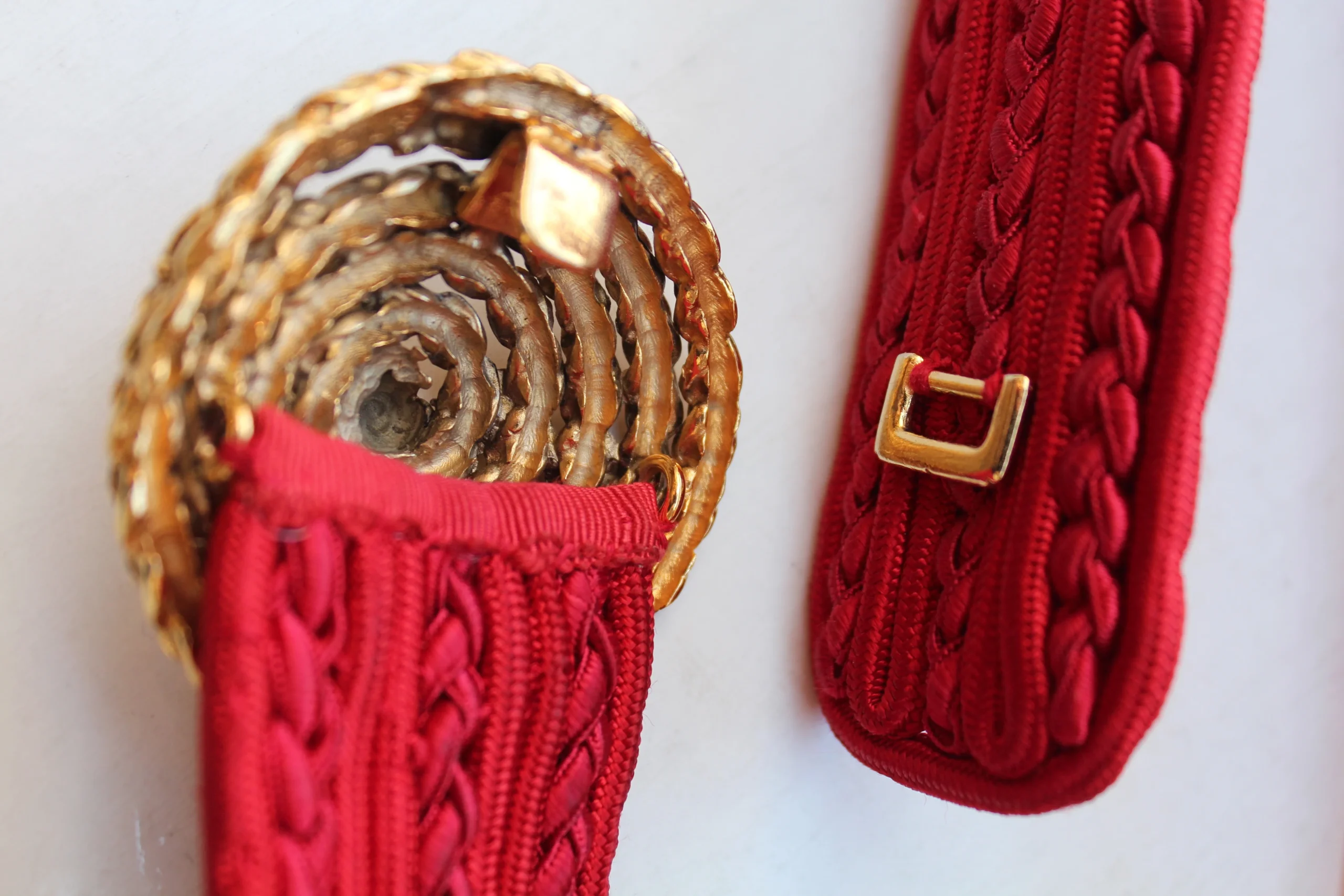 Ceinture en passementerie Yves Saint Laurent – Image 4