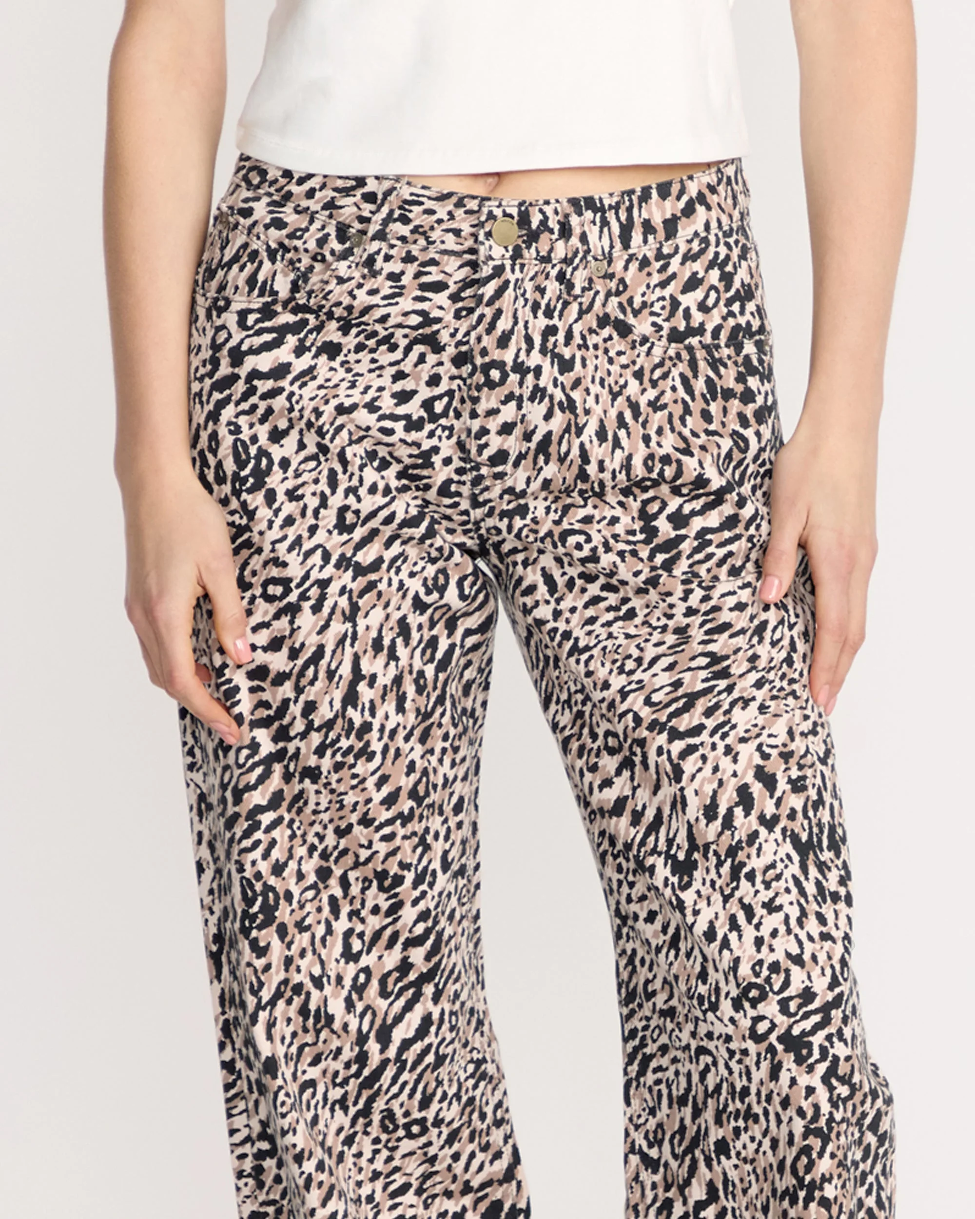 Jean Stoned Boyfriend Lowrise - Animal Print – Image 6