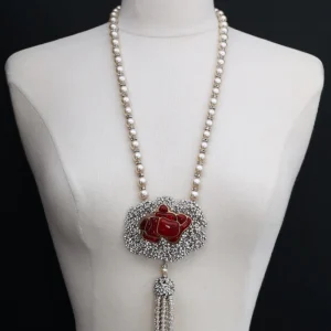 Collier rose rouge Serge-Eric Woloch