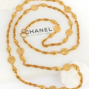 Collier doré Chanel 1985's