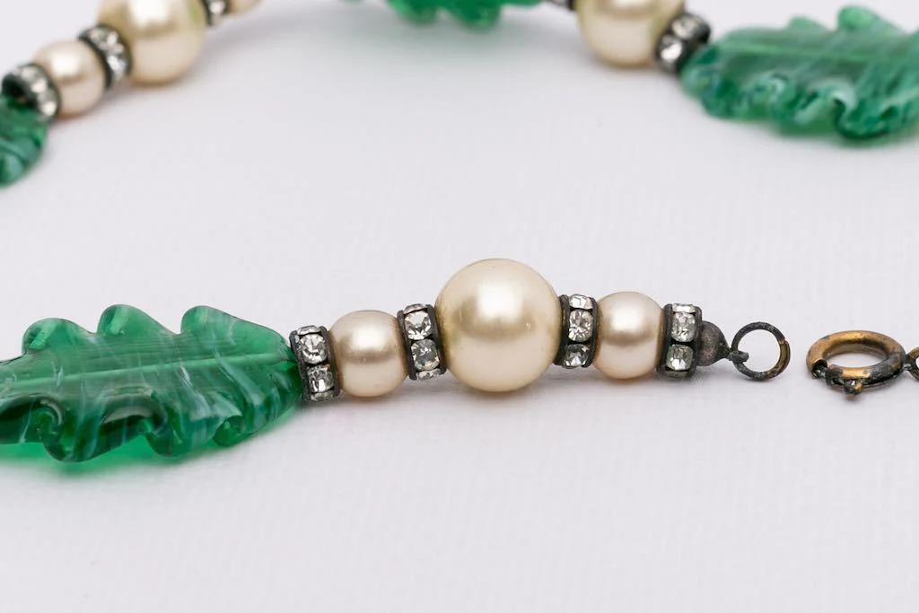 Collier ancien perles de verre – Image 9