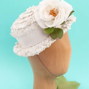 Chapeau en raphia blanc